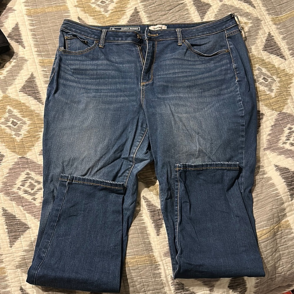 Sonoma Curvy Skinny Jeans size 18